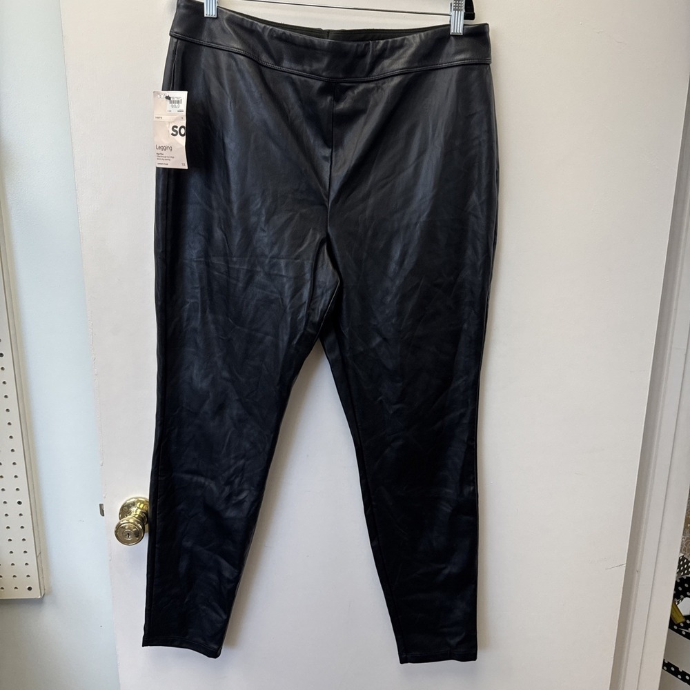 Faux Leather High Rise Leggings Junior Plus‎ 1X